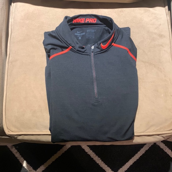 Nike Pro Quarter Zip Size XL - Picture 1 of 2
